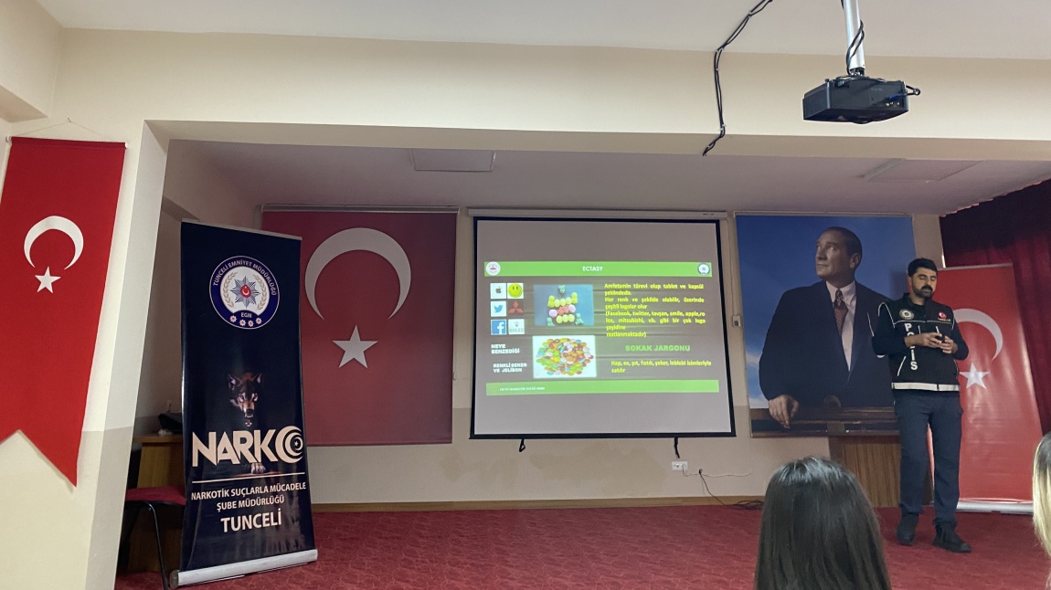 En İyi Narkotik Polisi ‘Anne’ Semineri